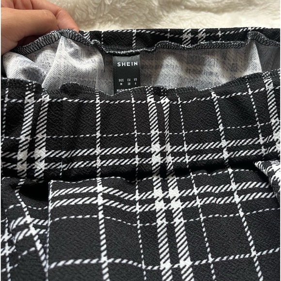 Shien mini skirt - Picture 2 of 2